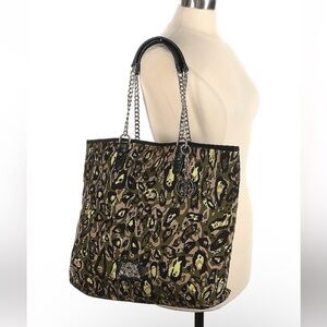 Juicy Couture Weekend Warrior Large Nylon Tote Green Camo Shopping Bag $178